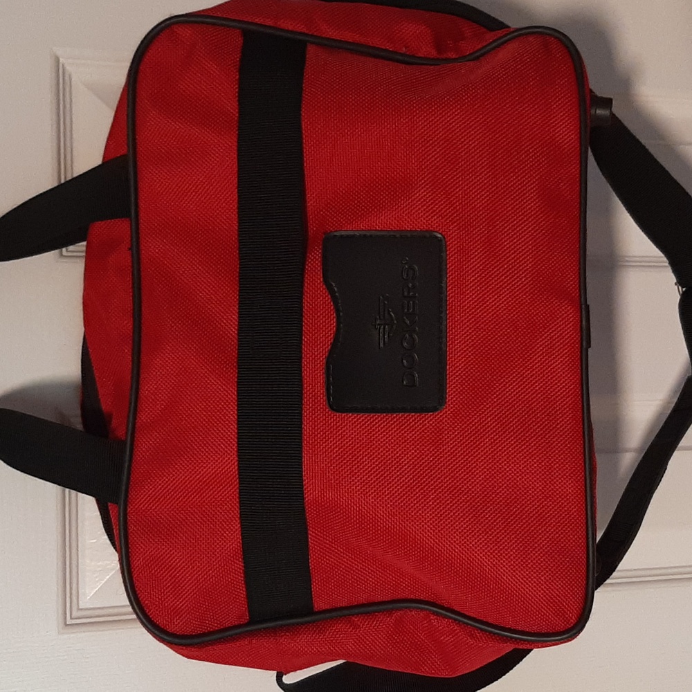 NWOT Dockers Duffle Bag - Carry on - Picture 2 of 2